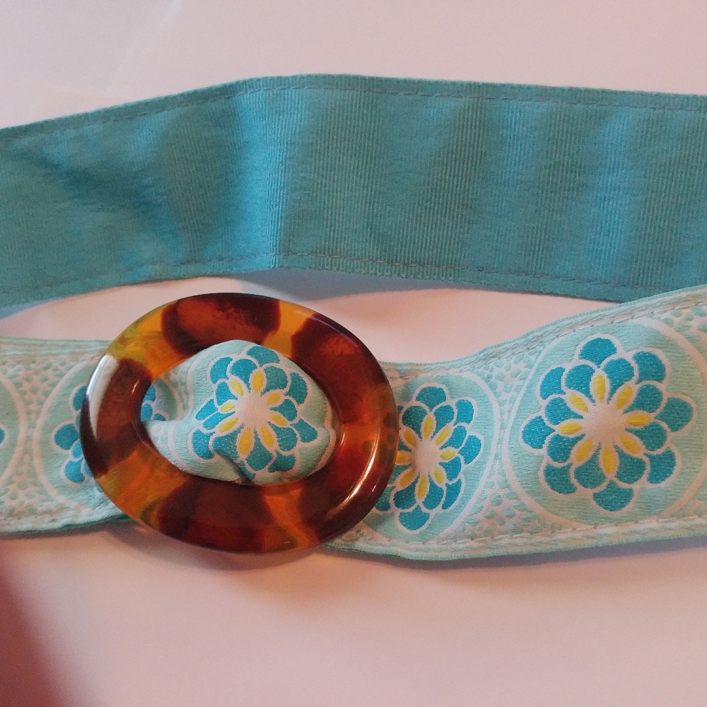 Turquoise Flower Belt w/Tortoise Shell Buckle - Picture 3 of 5